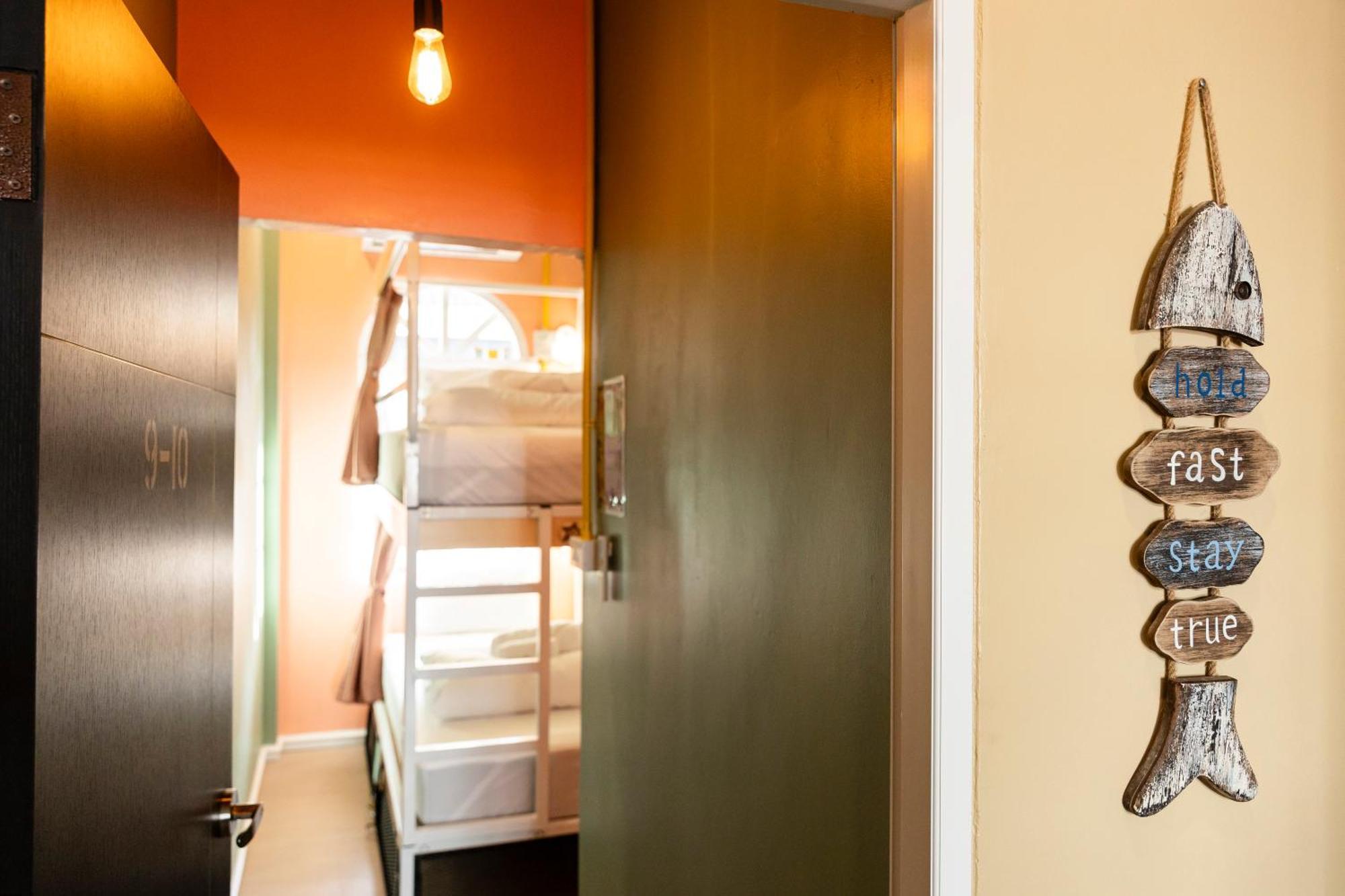 Sweett Lemon Hostel Patong Екстериор снимка
