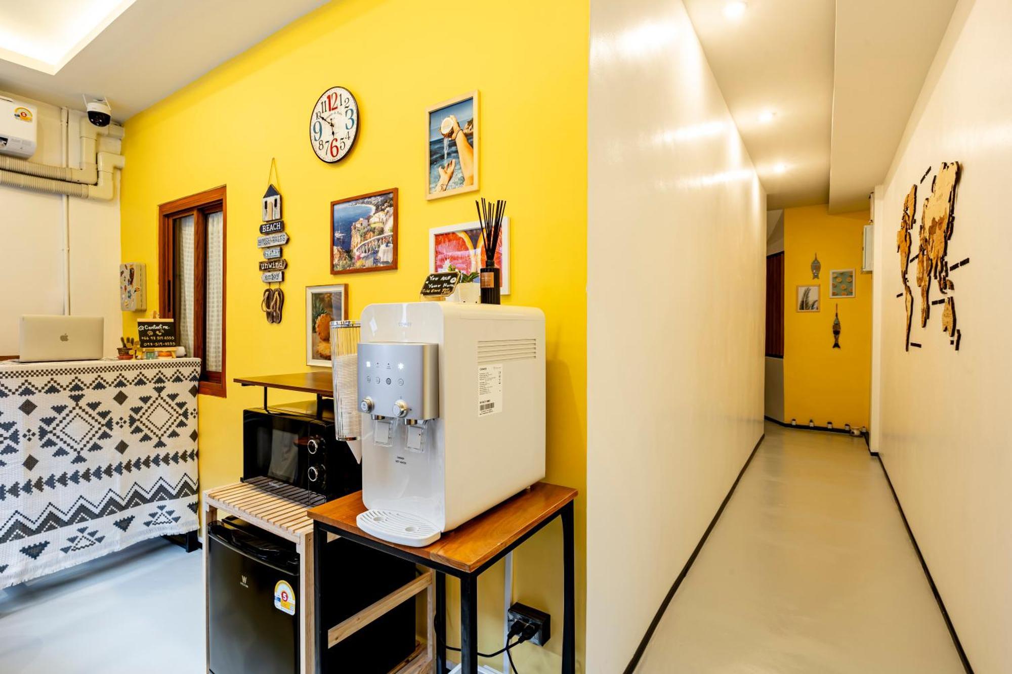 Sweett Lemon Hostel Patong Екстериор снимка