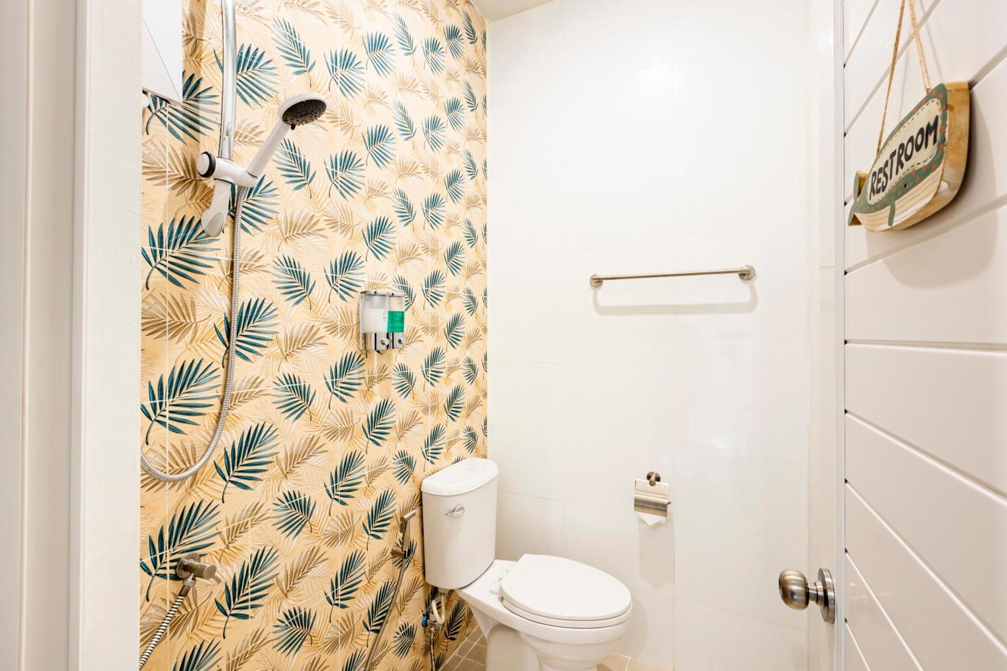 Sweett Lemon Hostel Patong Екстериор снимка