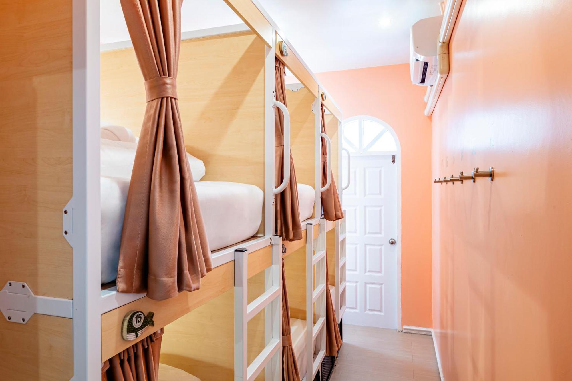 Sweett Lemon Hostel Patong Екстериор снимка